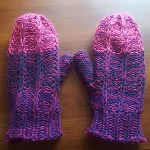 Pair of mittens